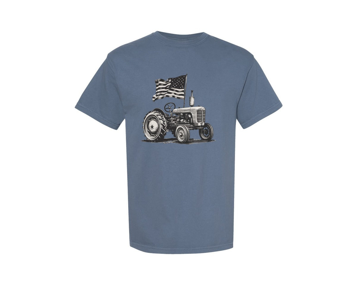 brand:Comfort Colors|color:Blue Jean|Tractor Us Flag Vintage Farm Art Graphic T-Shirt