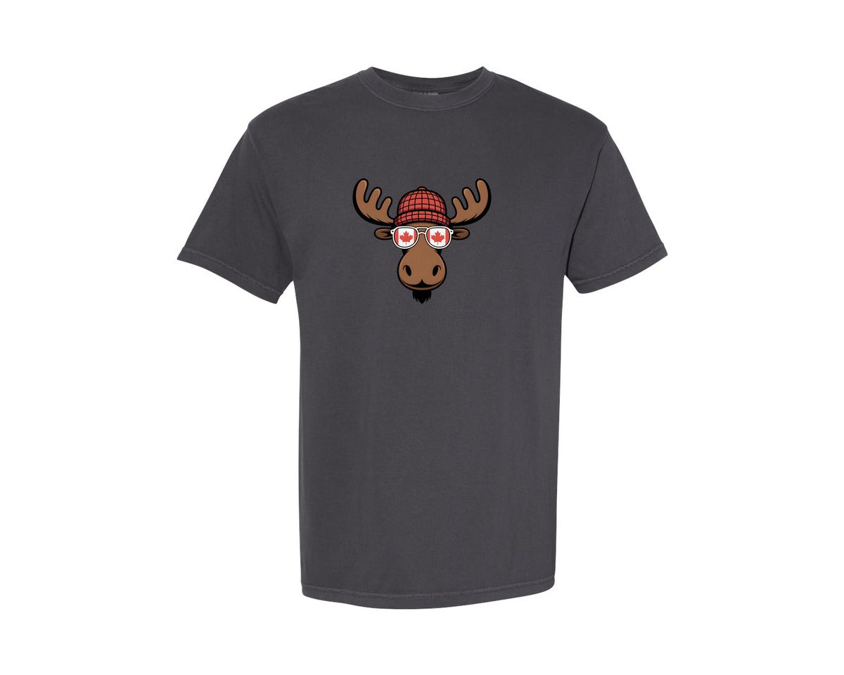 brand:Comfort Colors|color:Graphite|Canadian Moose Maple Leaf Flag Sunglas Graphic T-Shirt