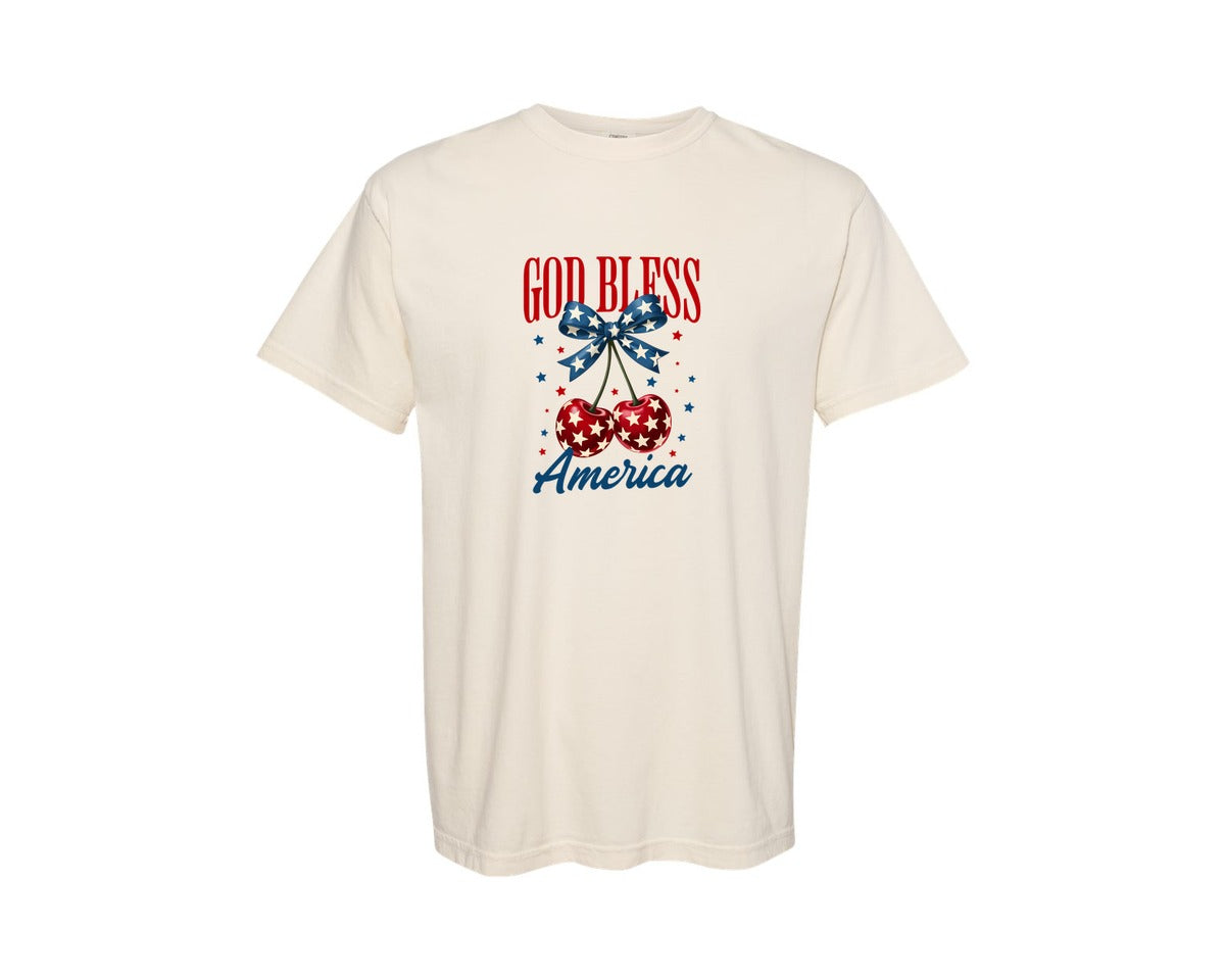 brand:Comfort Colors|color:Ivory|Patriotic 4Th July Cherry Bow Usa Graphic T-Shirt