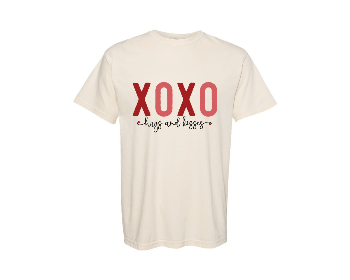 brand:Comfort Colors|color:Ivory|Xoxo Hugs And Kisses Valentine Graphic T-Shirt