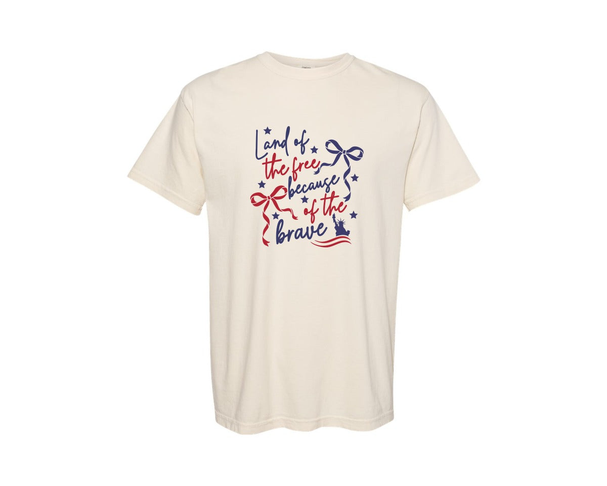 brand:Comfort Colors|color:Ivory|Land Of The Free Patriotic Bow American Graphic T-Shirt