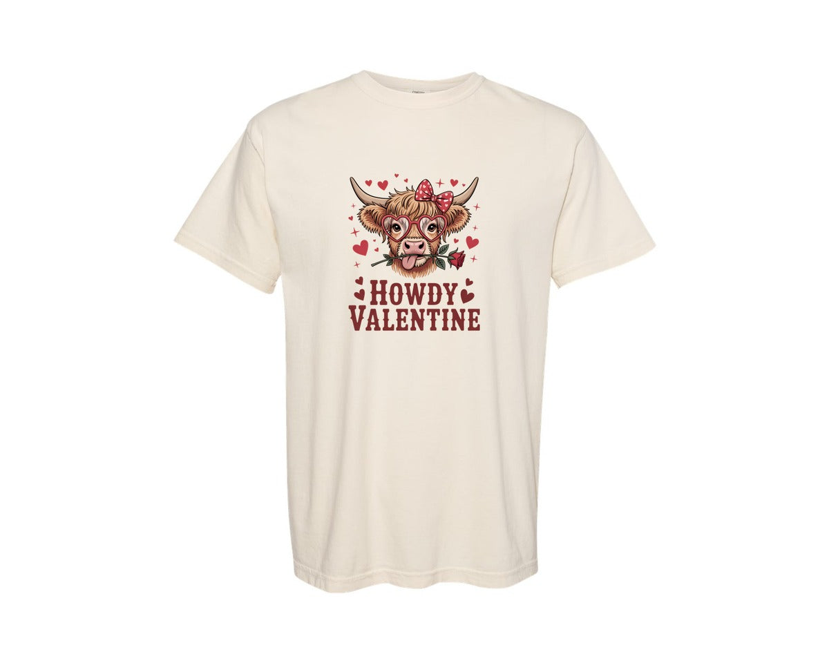 brand:Comfort Colors|color:Ivory|Howdy Valentine Cute Cow Love Love Graphic T-Shirt