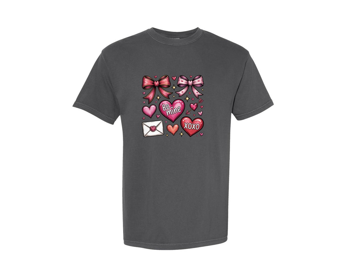brand:Comfort Colors|color:Pepper|Valentine Bow Hearts Be Mine Xoxo Graphic T-Shirt