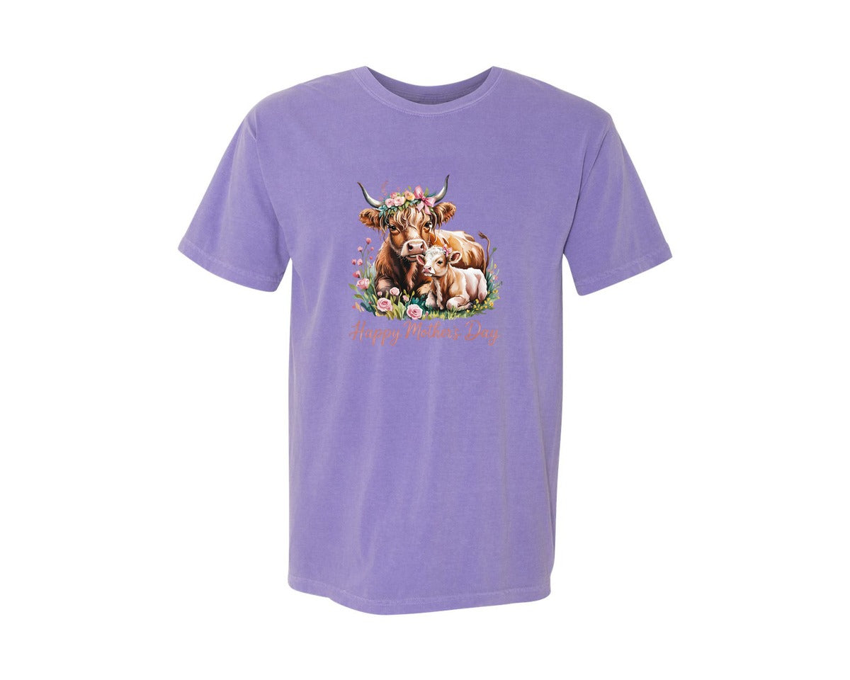 brand:Comfort Colors|color:Violet|Highland Cow Mothers Day 3 Graphic T-Shirt
