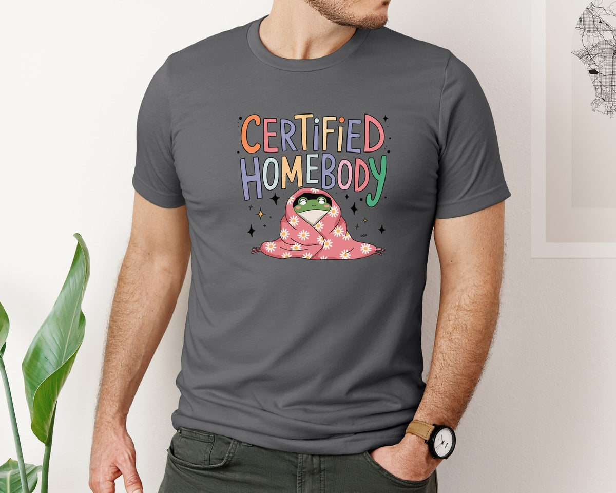 brand:Bella Canvas|color:Asphalt|Frog Certified Homebody Cozy Graphic T-Shirt