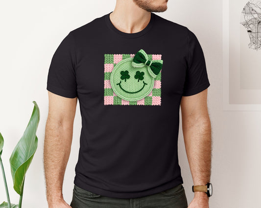 Retro Groovy St Patricks Day Graphic T-Shirt