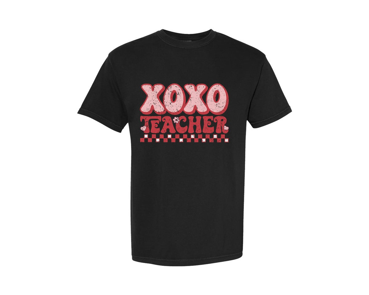 brand:Comfort Colors|color:Black|Xoxo Teacher Valentine Retro Heart Graphic T-Shirt