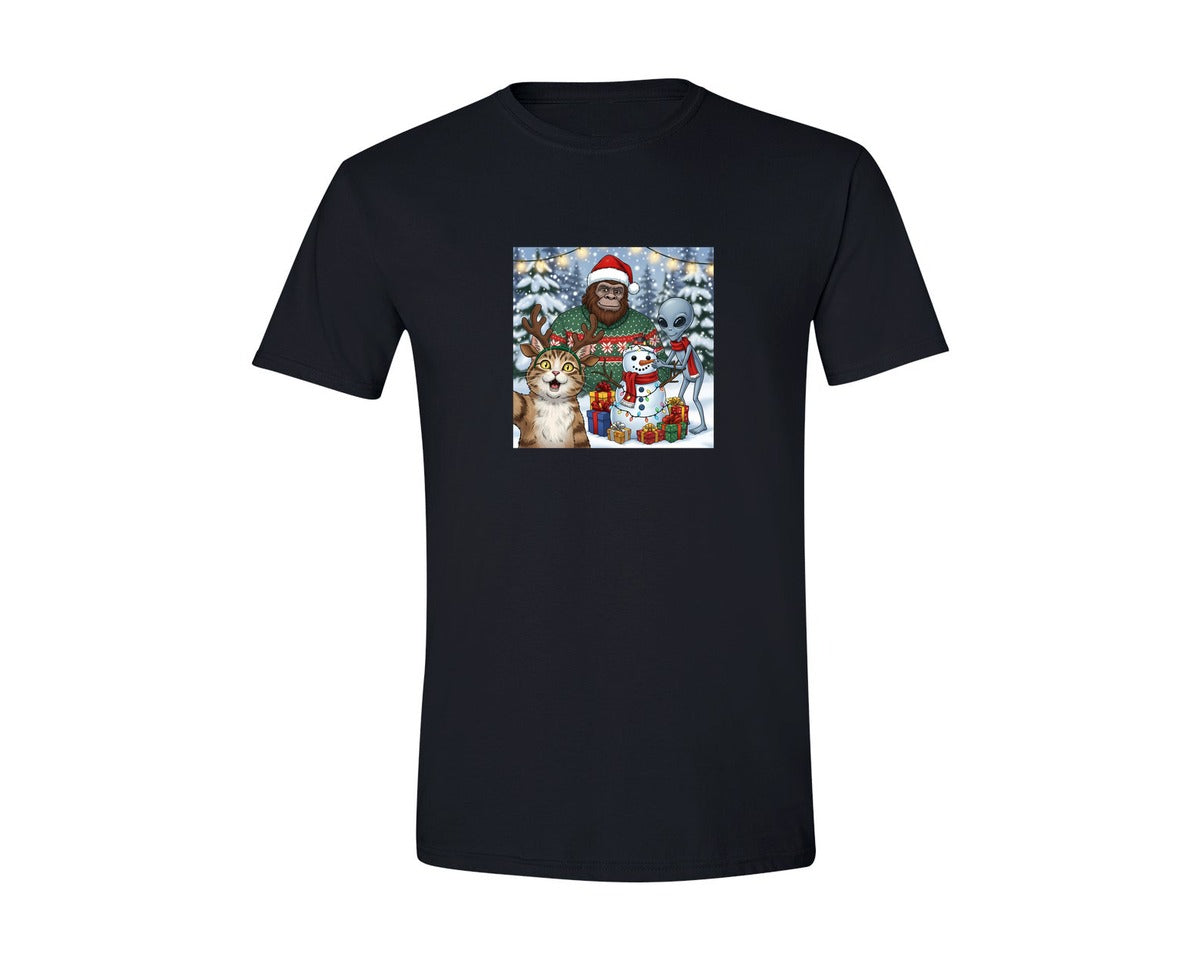 brand:Generic|color:Black|Cat Selfie With Bigfoot Alien Snowman Graphic T-Shirt