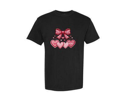 brand:Comfort Colors|color:Black|Romantic Valentine S Day Hearts And Bow Graphic T-Shirt