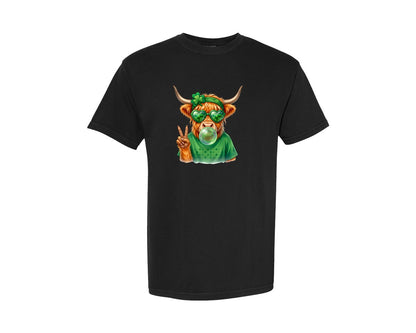 brand:Comfort Colors|color:Black|Highland Cow Bubble Gum St Patricks Graphic T-Shirt