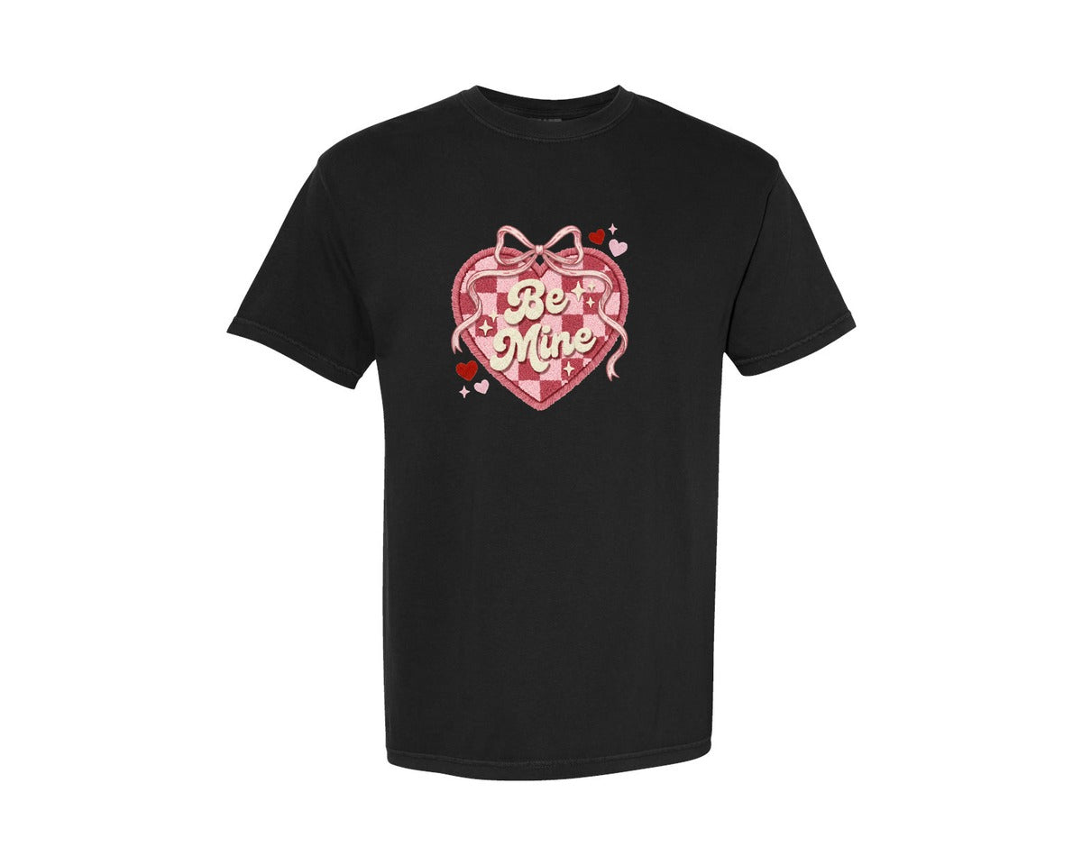brand:Comfort Colors|color:Black|Be Mine Valentine Heart Faux Yarn Graphic T-Shirt