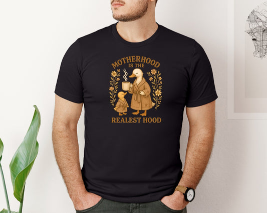 Funny Retro Mom Silly Goose Motherhood Graphic T-Shirt