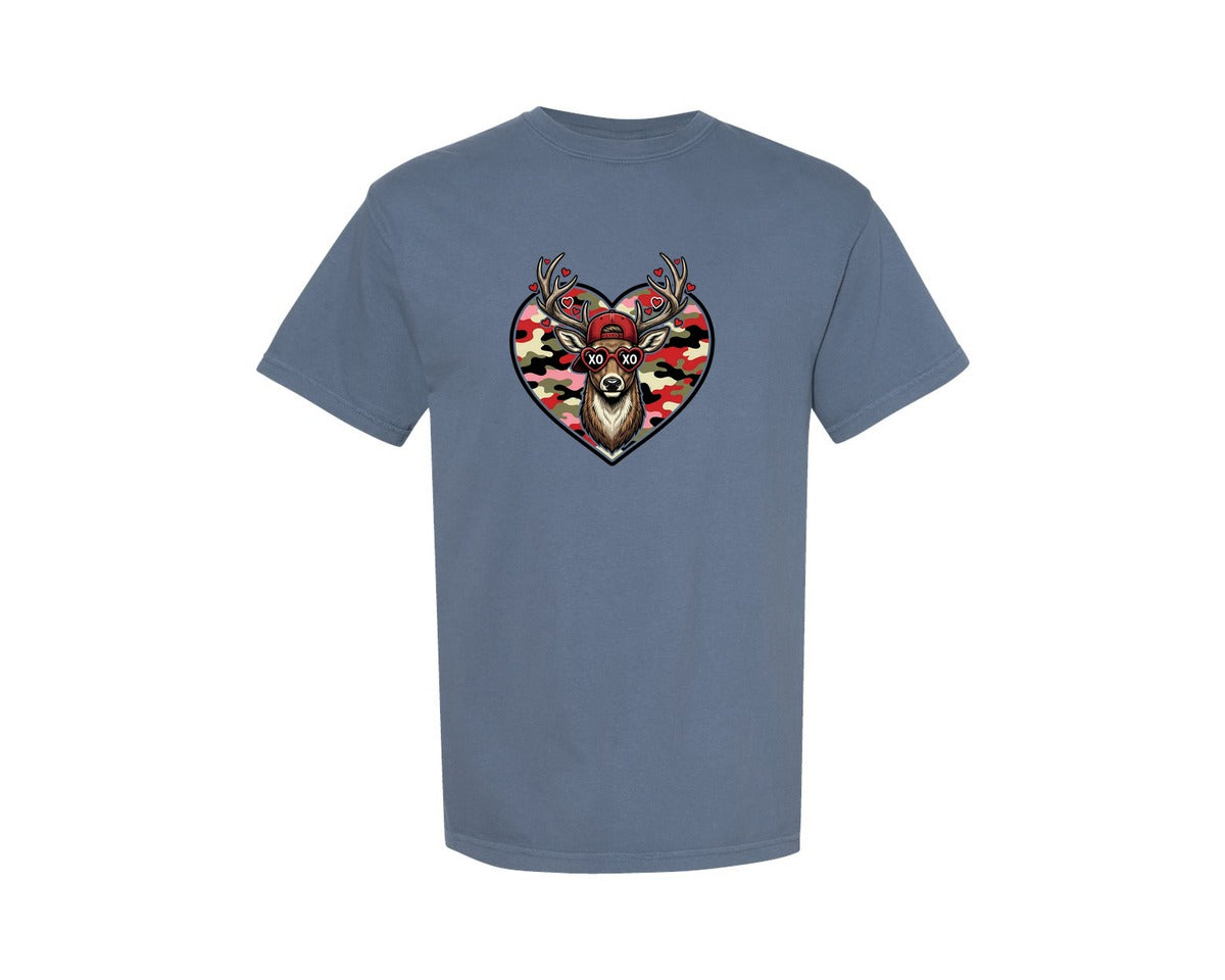 brand:Comfort Colors|color:Blue Jean|Hunting Valentines Day Deer Graphic T-Shirt