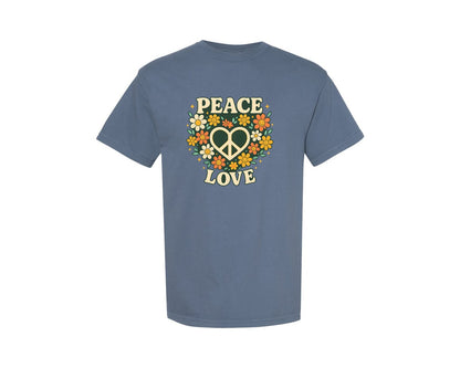 brand:Comfort Colors|color:Blue Jean|Peace And Love 70S Retro T Shirt Art Graphic T-Shirt