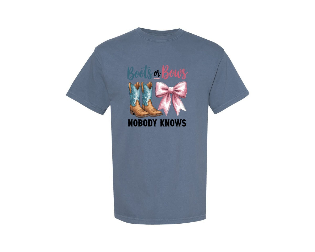 brand:Comfort Colors|color:Blue Jean|Boots Or Bows Gender Party Reveal Graphic T-Shirt