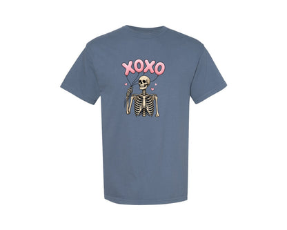brand:Comfort Colors|color:Blue Jean|Xoxo Skeleton Valentine Graphic T-Shirt