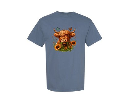 brand:Comfort Colors|color:Blue Jean|Highland Cow Design 2 Graphic T-Shirt