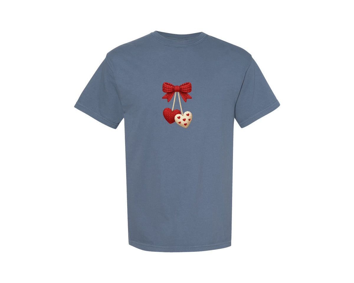 brand:Comfort Colors|color:Blue Jean|Knitted Hearts Hanging Bow Graphic T-Shirt