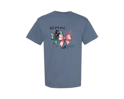brand:Comfort Colors|color:Blue Jean|Pink Goes Good With Green 4 Graphic T-Shirt