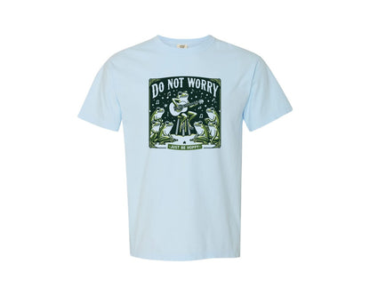 brand:Comfort Colors|color:Chambray|Trendy Vintage Retro Frog Vintage Graphic T-Shirt