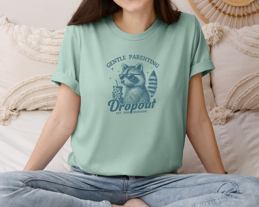 Funny Mothers Day Mama Retro Raccoon Graphic T-Shirt