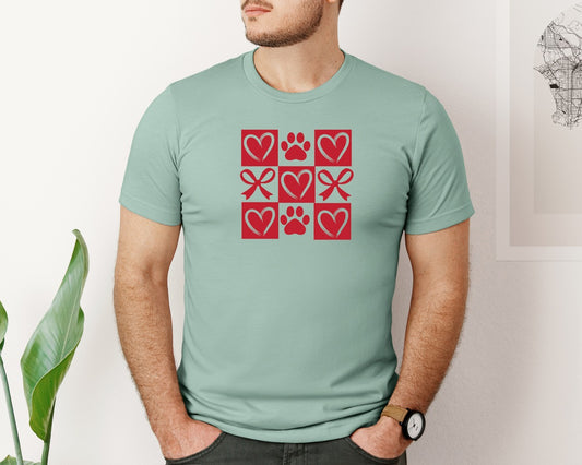 Retro Checkered Dog Paw Valentine Graphic T-Shirt