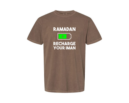 brand:Comfort Colors|color:Espresso|Ramadan Recharge Your Iman Muslim Motiv Graphic T-Shirt