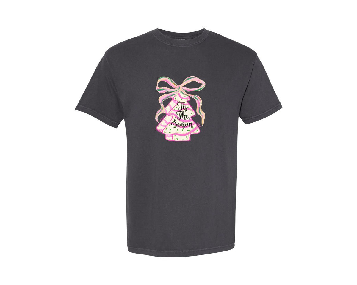 brand:Comfort Colors|color:Graphite|Coquette Christmas Tree Cake Pink Bow Graphic T-Shirt