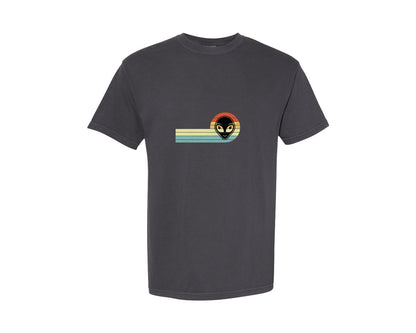 brand:Comfort Colors|color:Graphite|Retro Vintage Alien Face T Shirt Design Graphic T-Shirt