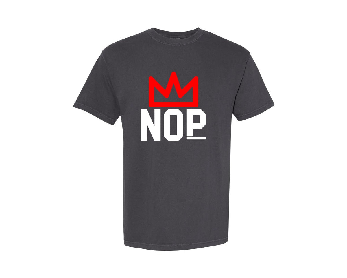 brand:Comfort Colors|color:Graphite|No Kings Sign Graphic T-Shirt