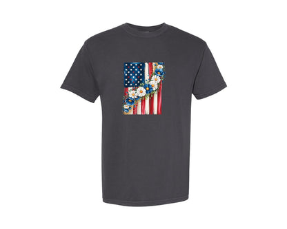 brand:Comfort Colors|color:Graphite|Floral American Flag 4 Graphic T-Shirt