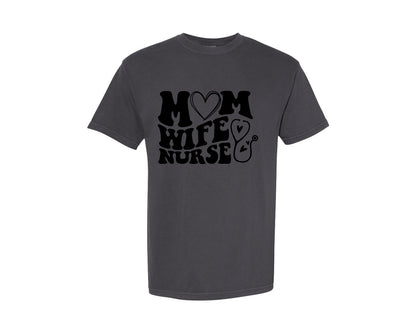 brand:Comfort Colors|color:Graphite|Mom Wife Nurse Wavy Graphic T-Shirt