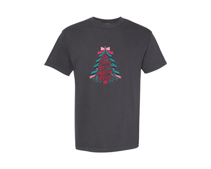 brand:Comfort Colors|color:Graphite|Preppy Lace Oh Come Let Us Adore Him 4 Graphic T-Shirt