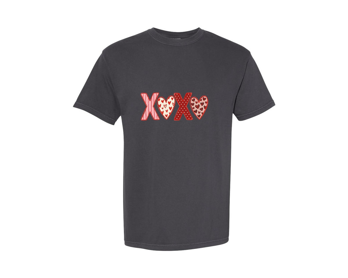 brand:Comfort Colors|color:Graphite|Xoxo 18 Graphic T-Shirt