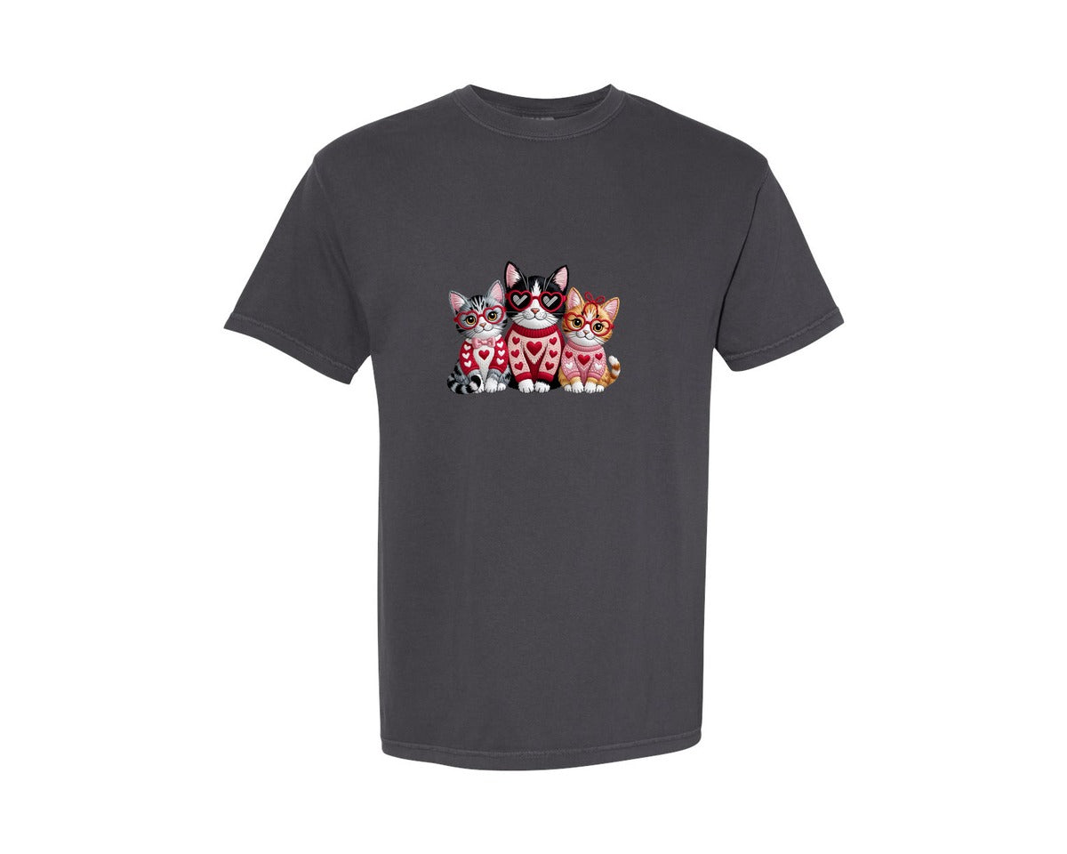 brand:Comfort Colors|color:Graphite|Faux Yarn Crochet Valentines Cat Graphic T-Shirt