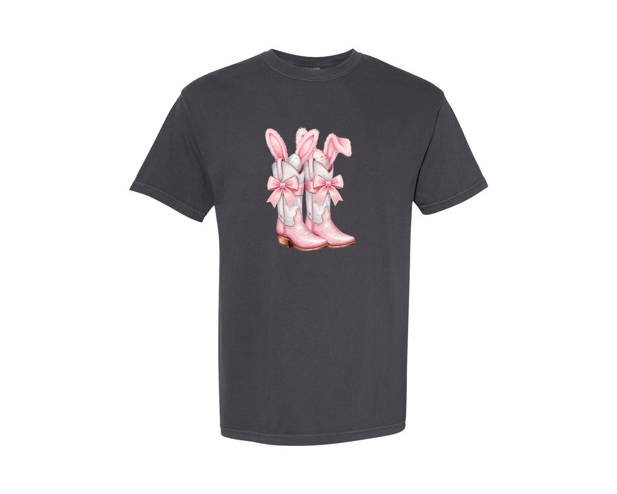 brand:Comfort Colors|color:Graphite|Howdy Western Easter Bunny Cowboy Boots Graphic T-Shirt