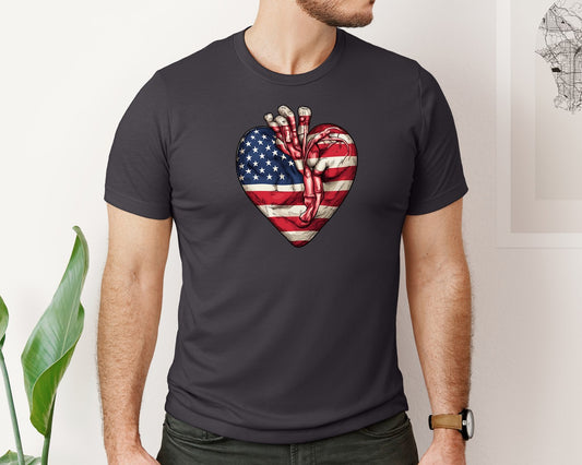4Th Of July Usa Heart Hand Sign Graphic T-Shirt
