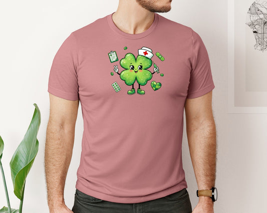 Cute Nurse Shamrock St Patricks Graphic T-Shirt