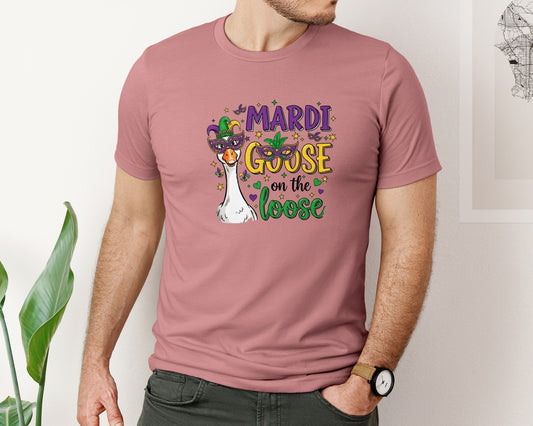 Funny Mardi Gras Goose On The Loose 2 Graphic T-Shirt