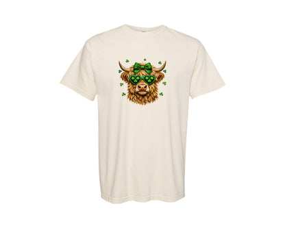 brand:Comfort Colors|color:Ivory|Highland Cow Yarn Texture Graphic T-Shirt