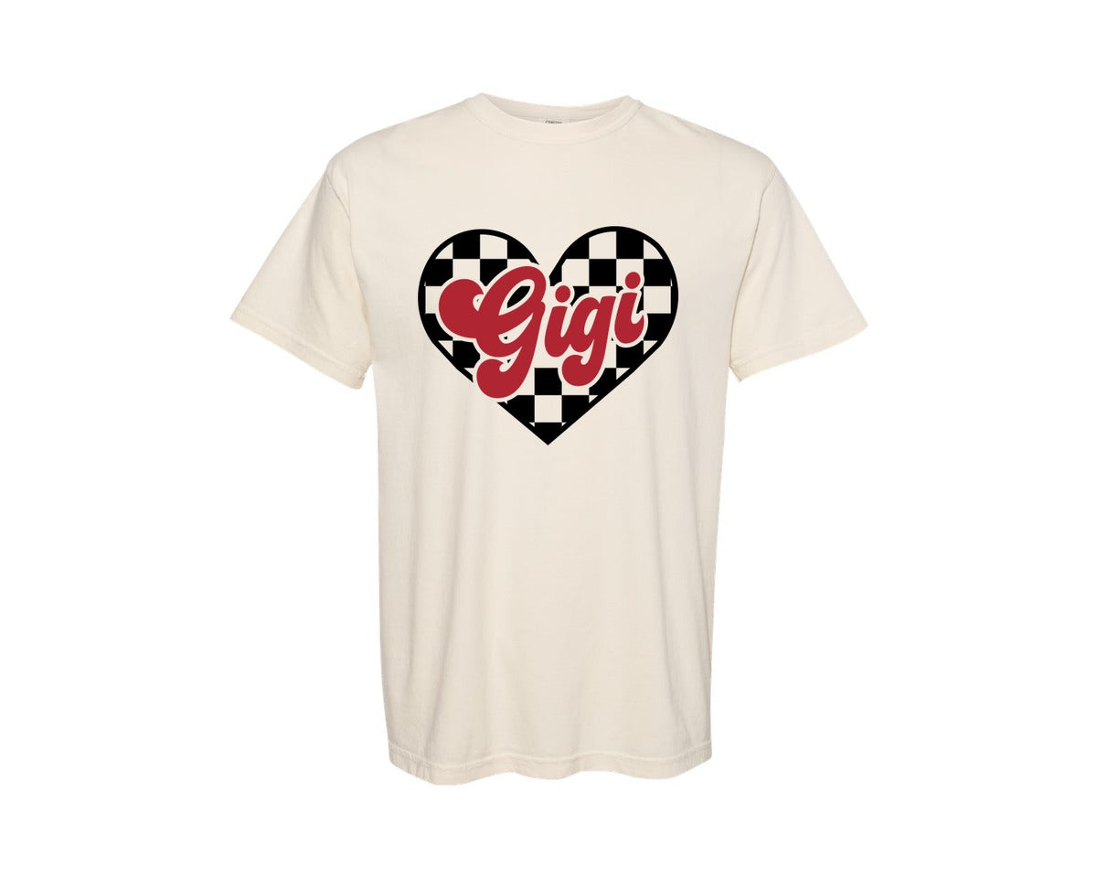 brand:Comfort Colors|color:Ivory|Gigi Checkered Heart Graphic T-Shirt