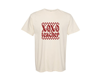 brand:Comfort Colors|color:Ivory|Xoxo Teacher Retro Teacher Varsity Graphic T-Shirt