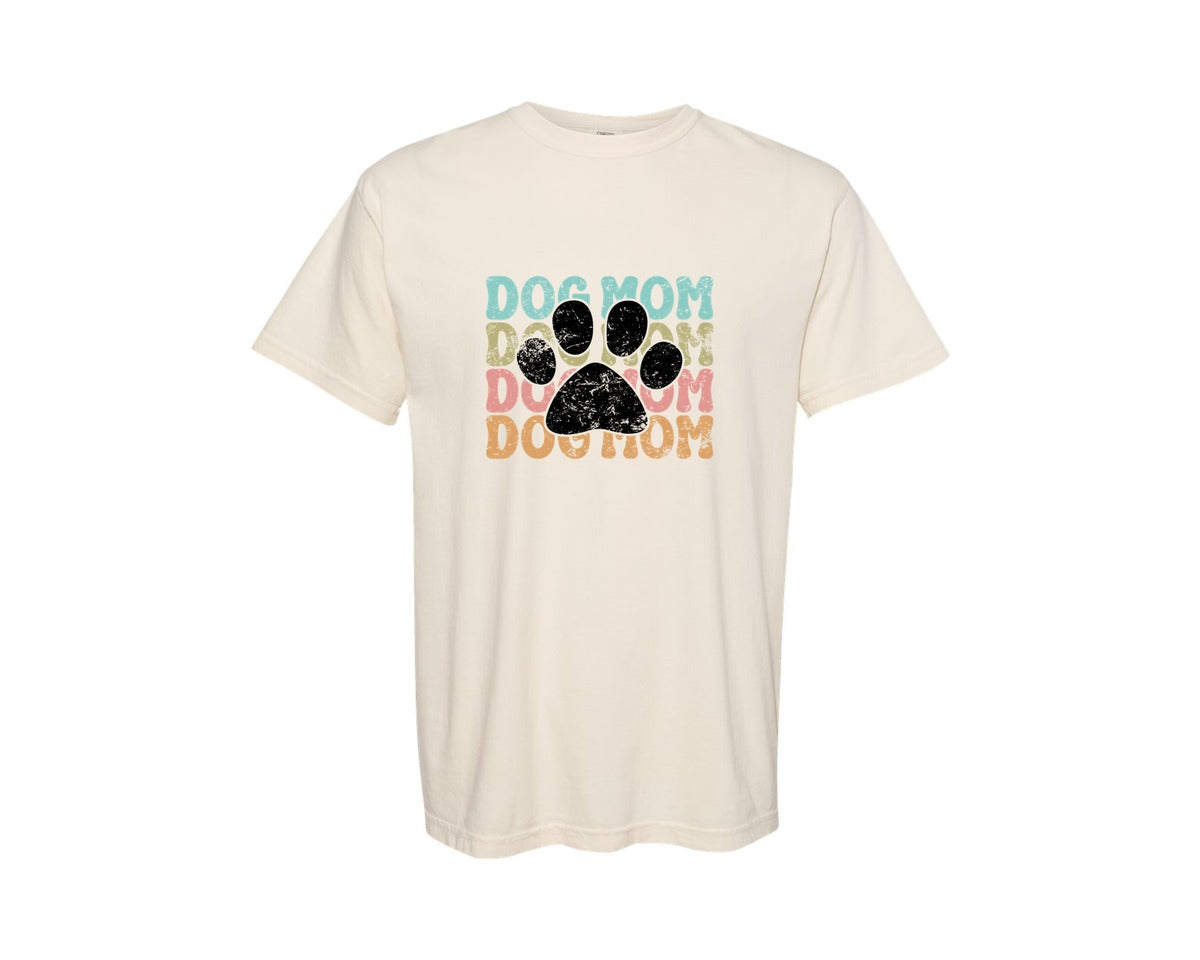 brand:Comfort Colors|color:Ivory|Retro Dog Mom Leopard Paw Graphic T-Shirt