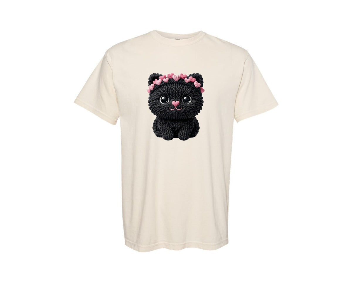 brand:Comfort Colors|color:Ivory|Faux Yarn Knitted Valentine Cat Graphic T-Shirt