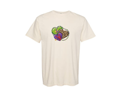 brand:Comfort Colors|color:Ivory|Leopard Mardi Gras Hearts Graphic T-Shirt