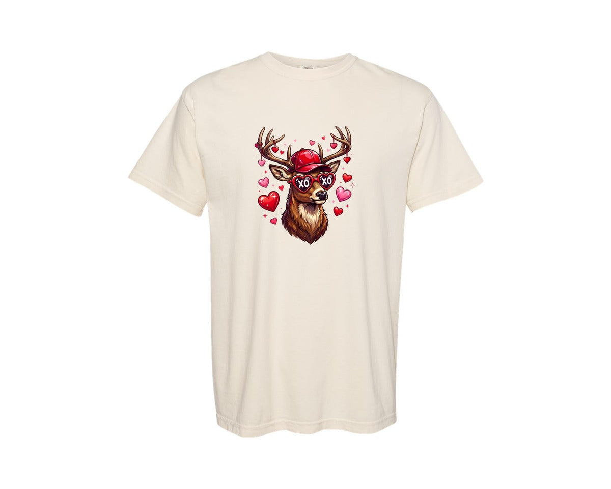 brand:Comfort Colors|color:Ivory|Xoxo Valentine Deer Graphic T-Shirt