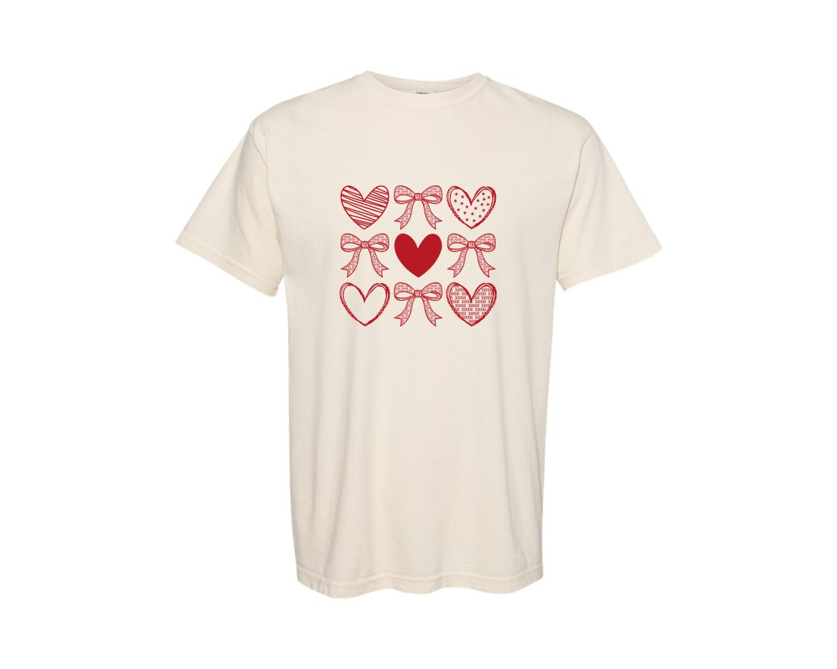 brand:Comfort Colors|color:Ivory|Coquette Heart Valentines Xoxo Graphic T-Shirt