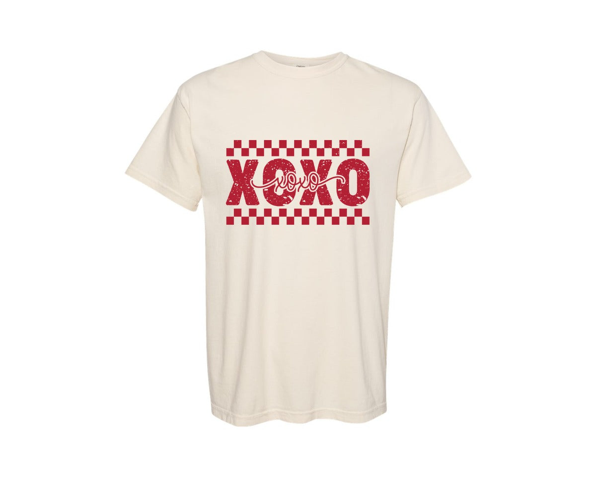 brand:Comfort Colors|color:Ivory|Xoxo Valentines Day Shirt Graphic T-Shirt