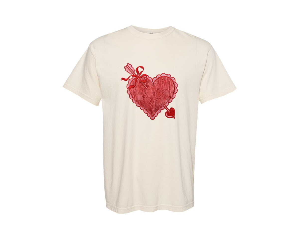 brand:Comfort Colors|color:Ivory|Latch Hook Yarn Valentine Heart 17 Graphic T-Shirt