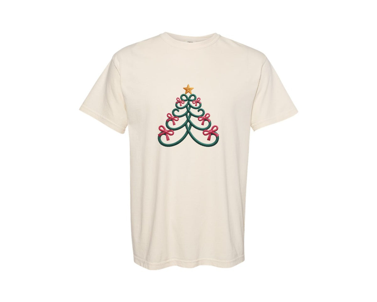 brand:Comfort Colors|color:Ivory|Faux Yarn Bow Holiday Xmas Tree Graphic T-Shirt